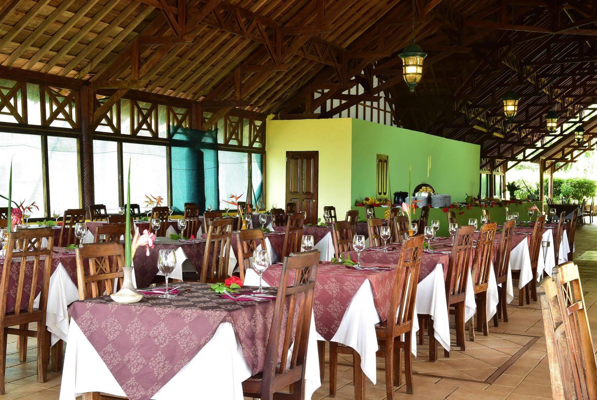 Pestana Equador Hotel Ilheu das Rolas Luaran gambar