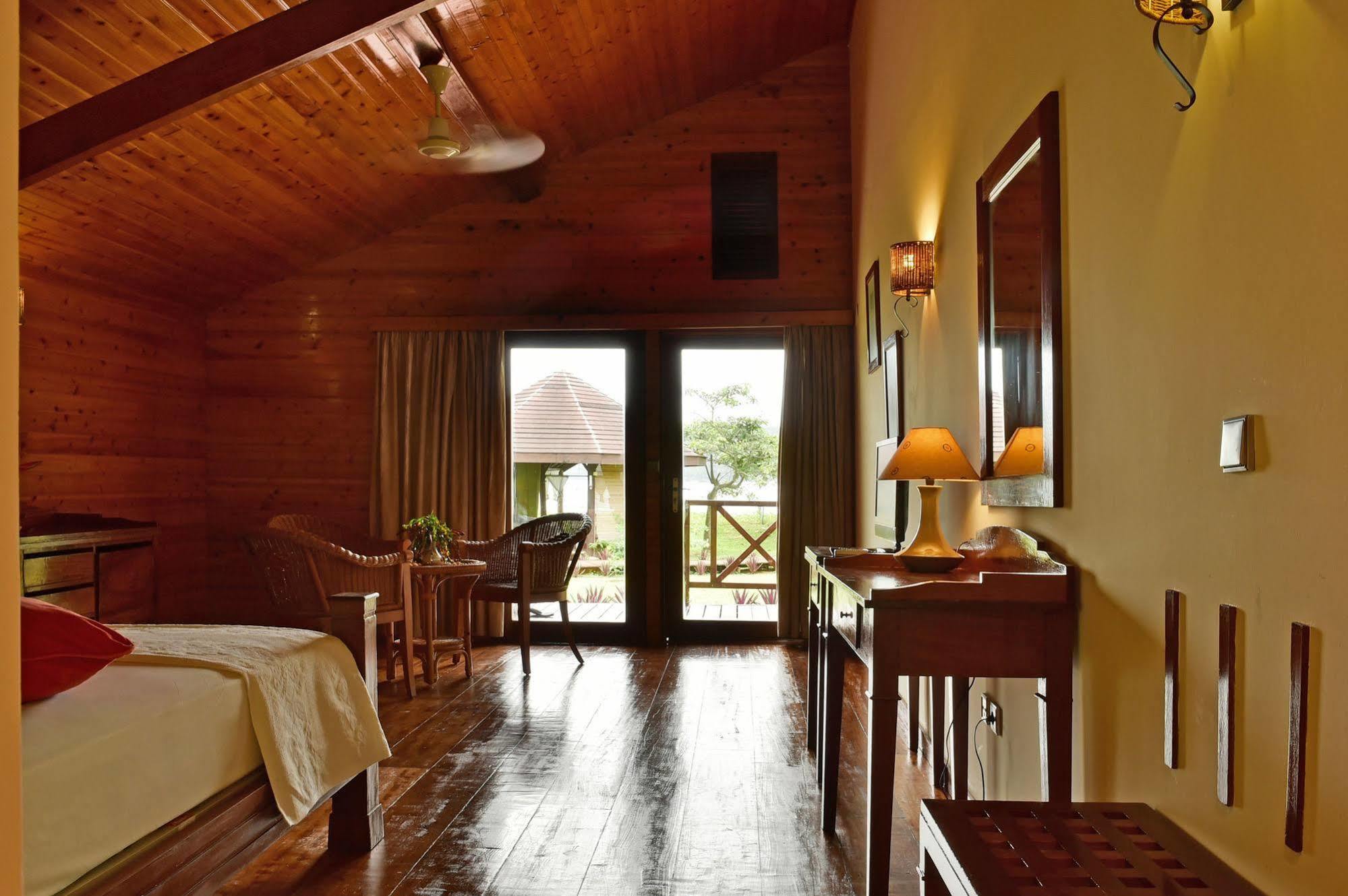 Pestana Equador Hotel Ilheu das Rolas Luaran gambar